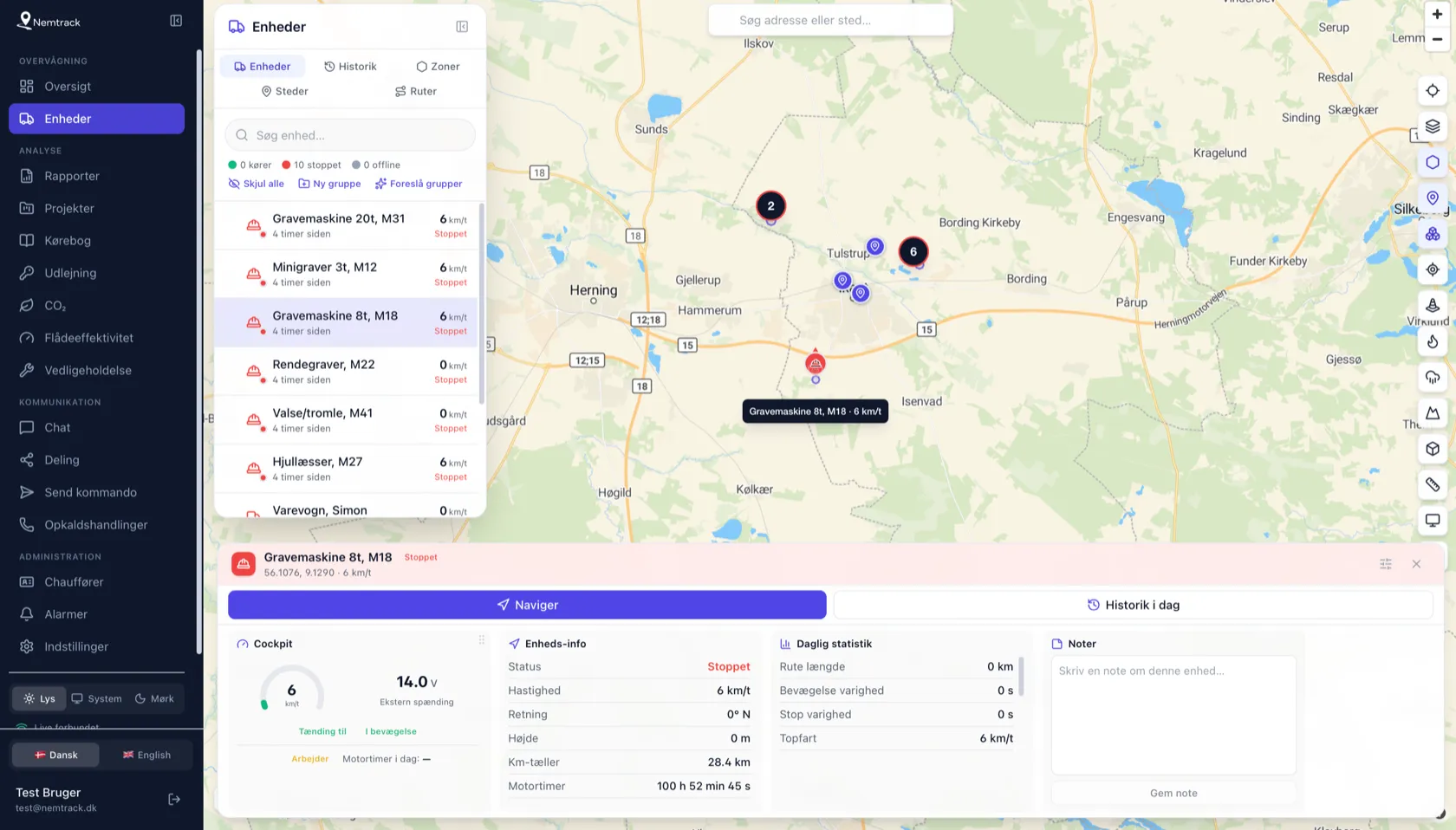 Nemtrack live-kort med flåden af maskiner og køretøjer og detaljer for en valgt enhed
